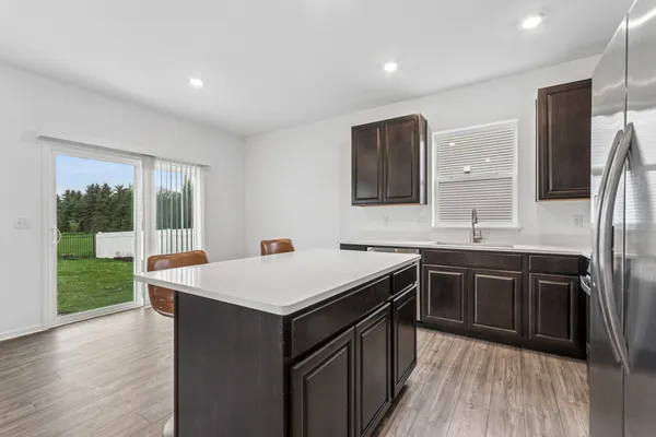 $400,000 | 307 Andrew Drive, Yorkville, IL 60560