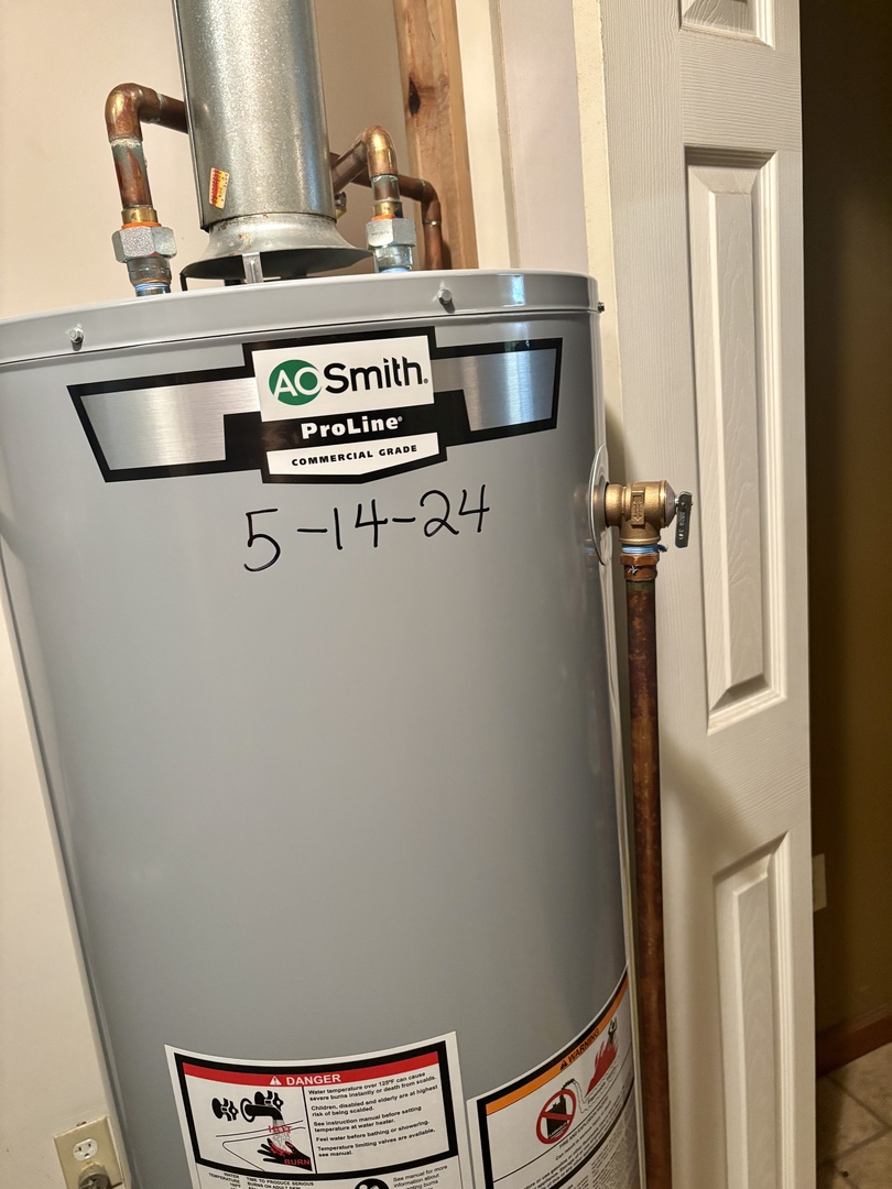 922 Highway 49 Casey, IL 62420 - Photo 19 of 28 a close up of a sink