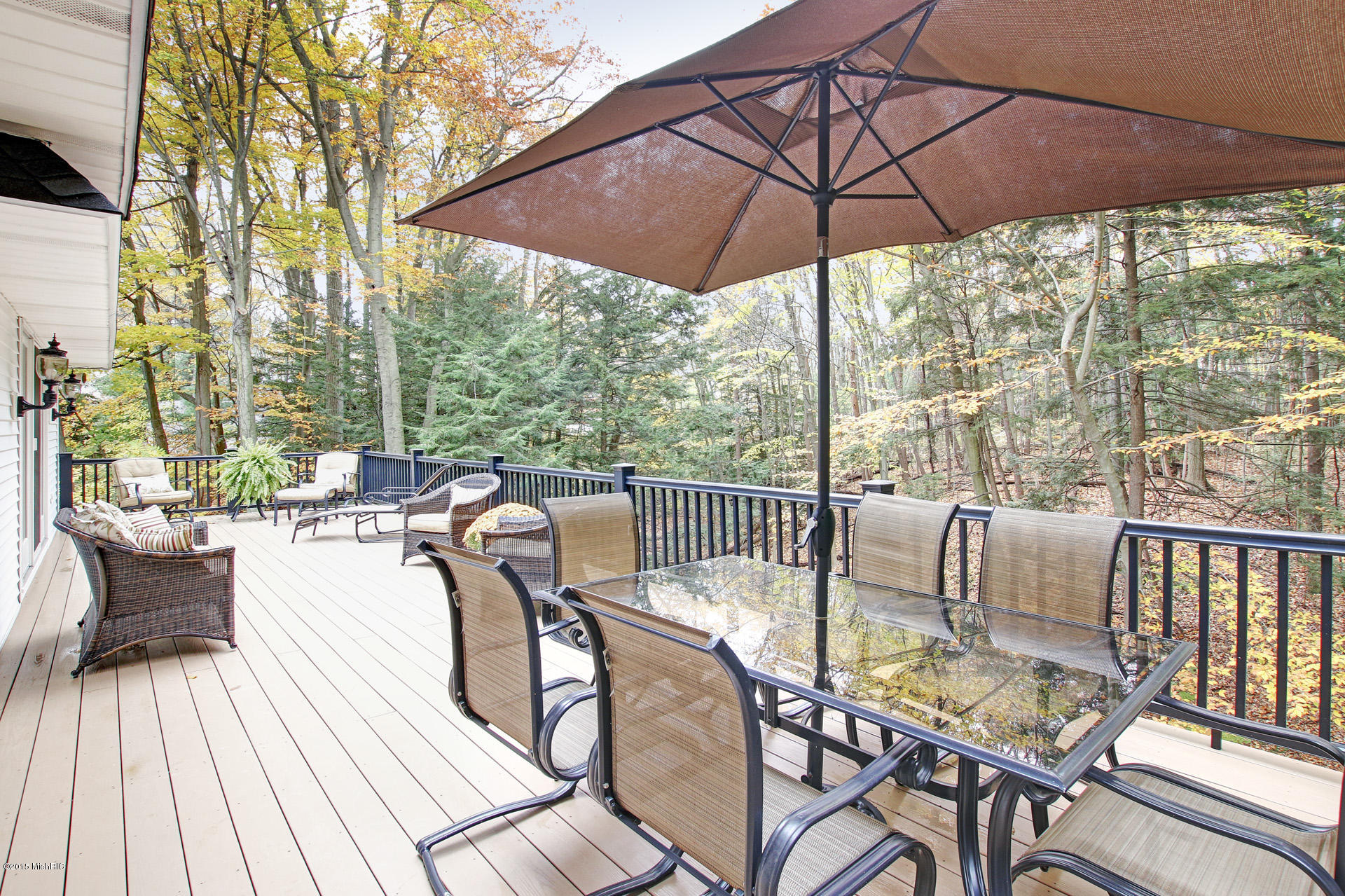 18381 North Fruitport Road Spring Lake, MI 49456 - Photo 13 of 62 IMG_0445_6_7