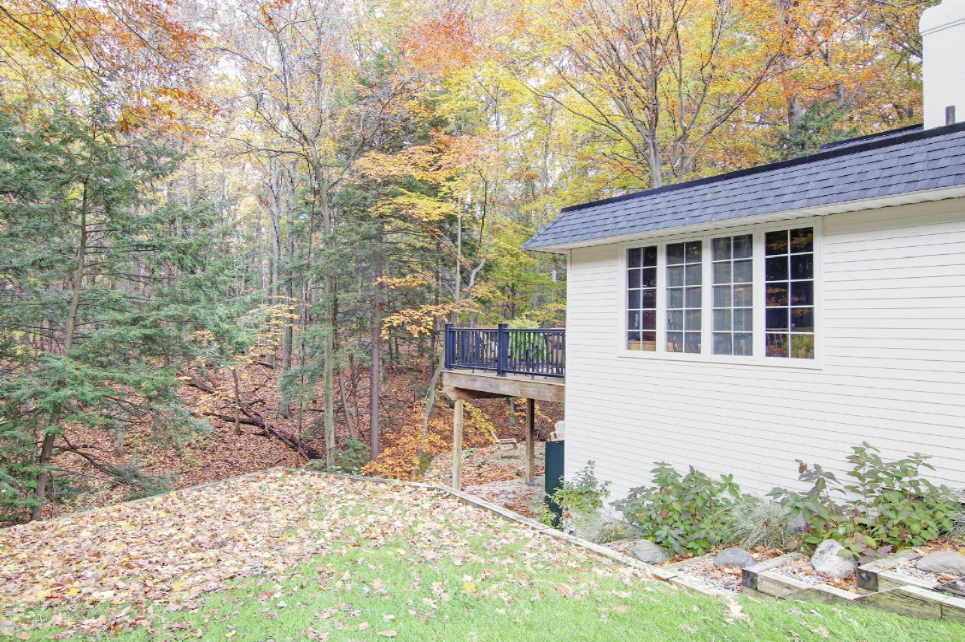 18381 North Fruitport Road Spring Lake, MI 49456 - Photo 10 of 62 IMG_0581_2_3