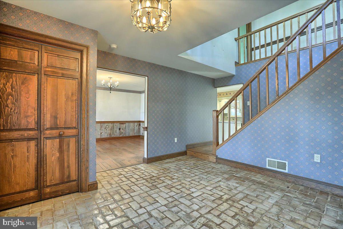 1007 Silver Lake Road Lewisberry, PA 17339 - Photo 6 of 68