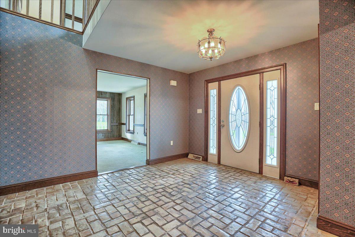 1007 Silver Lake Road Lewisberry, PA 17339 - Photo 7 of 68