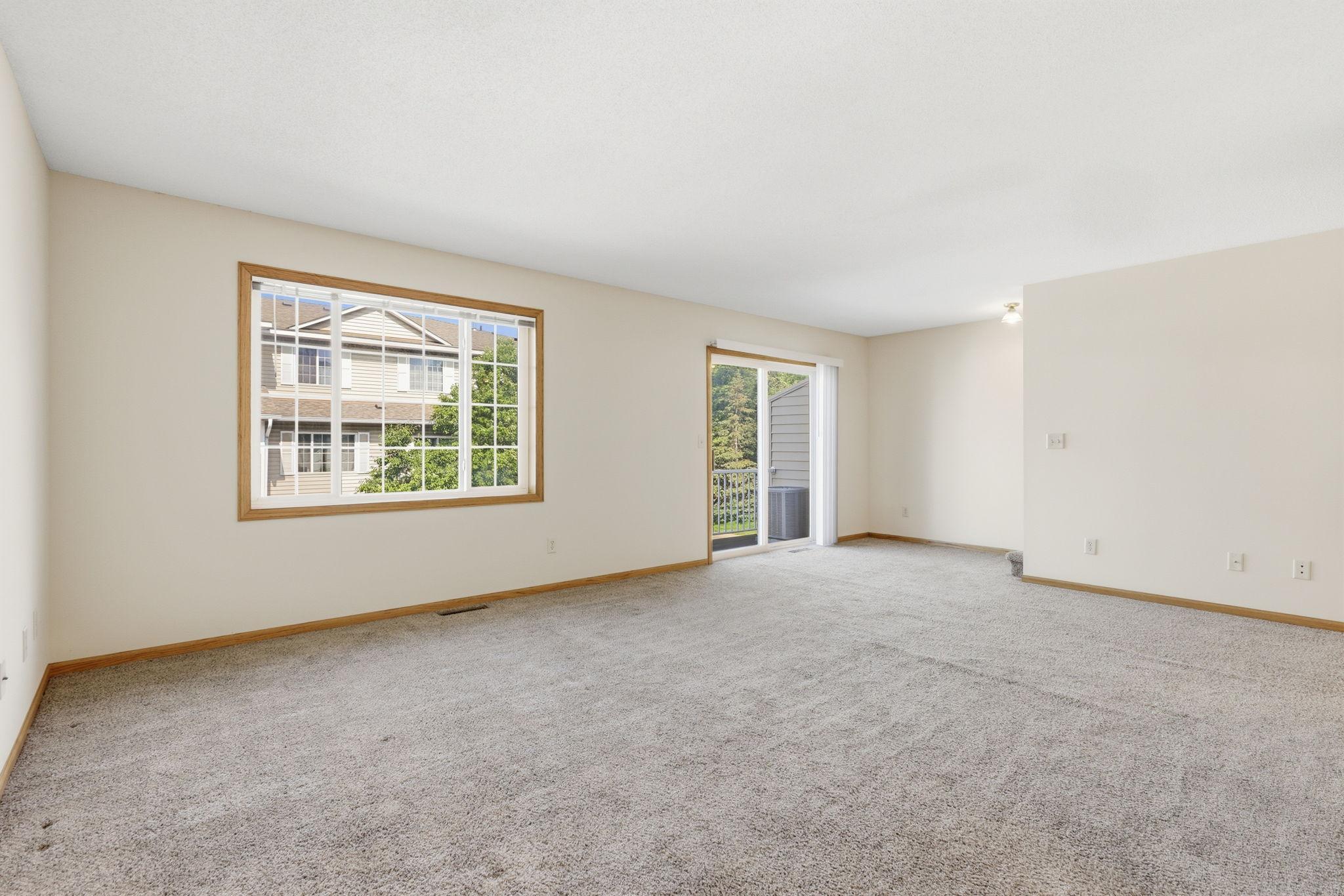 1587 County Rd D East Maplewood, MN 55109 - Photo 7 of 24 Gallery Image 7