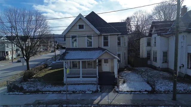 $850 | 24 Robinson Street, Unit 1, Binghamton, NY 13901
