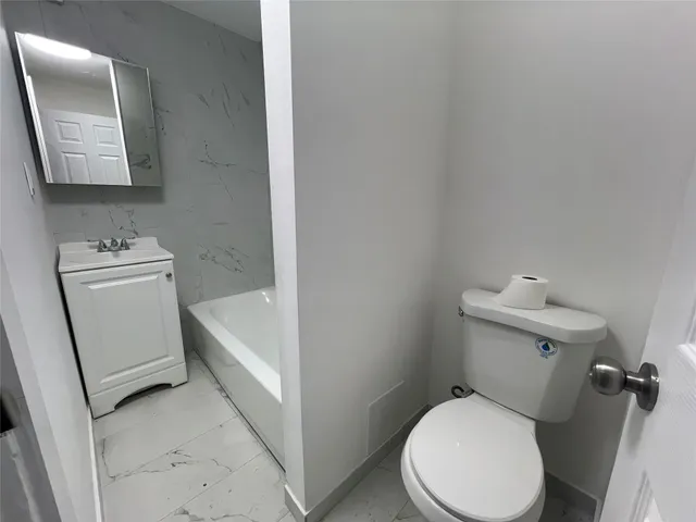 $850 | 24 Robinson Street, Unit 1, Binghamton, NY 13901