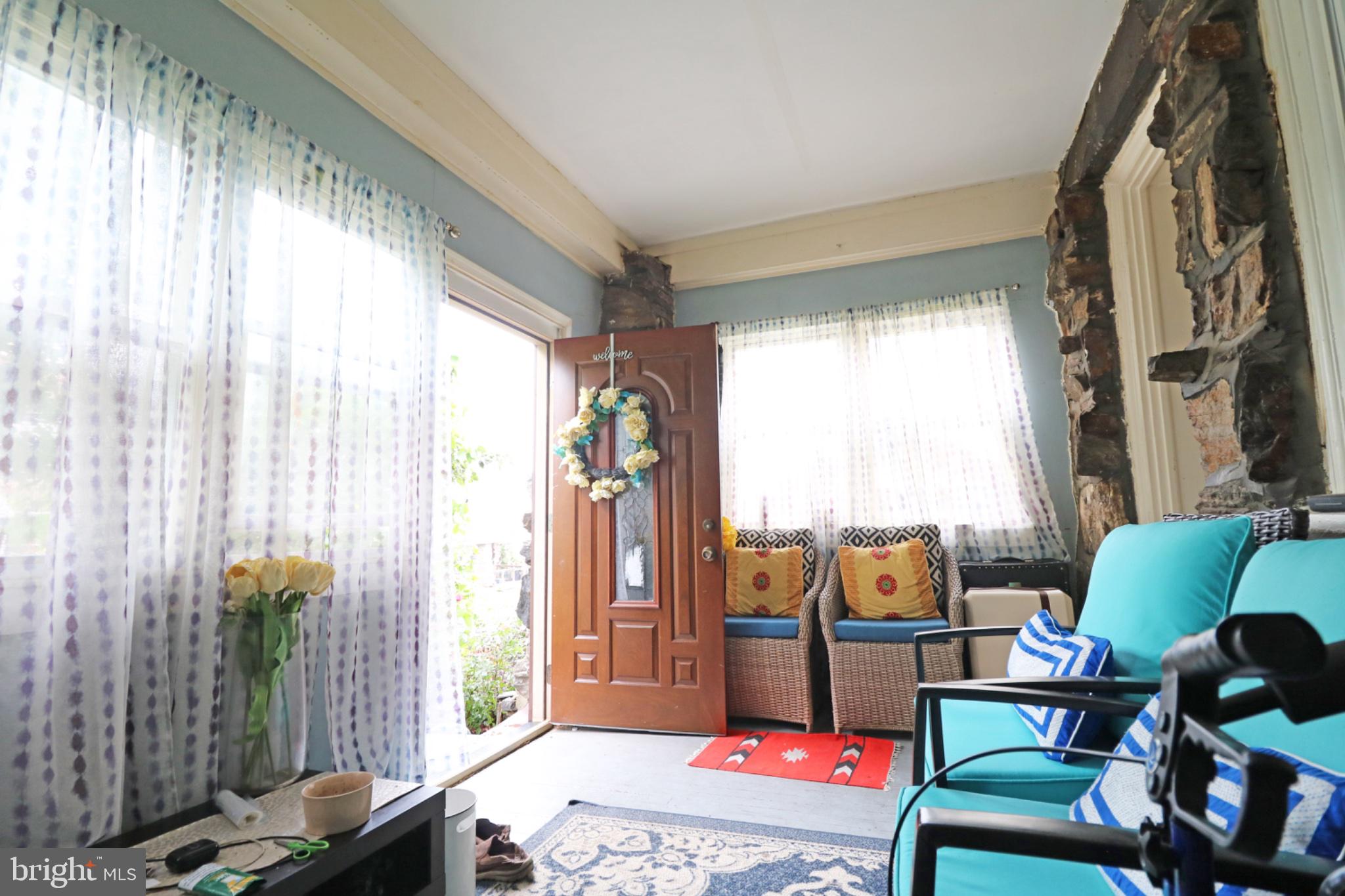 111 Oakley Road Upper Darby, PA 19082 - Photo 2 of 30 Gallery Image 2