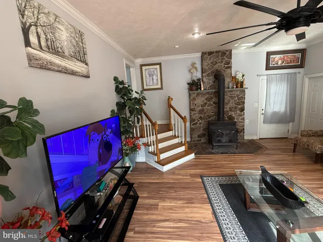 a view of a hallway with workspace