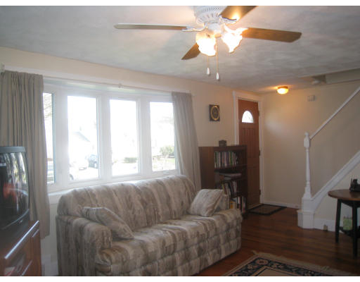 90 Whitman Road Waltham, MA 02453 - Photo 3 of 14 Gallery Image 3