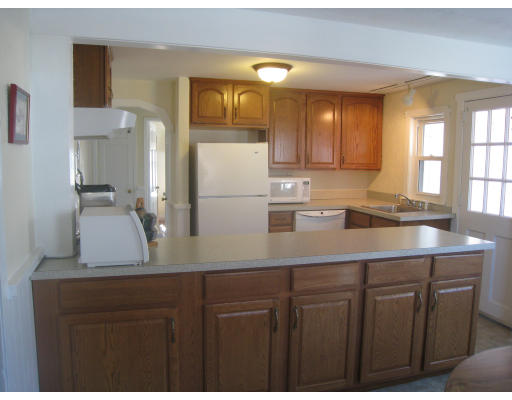 90 Whitman Road Waltham, MA 02453 - Photo 4 of 14 Gallery Image 4