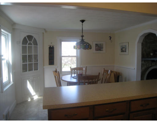 90 Whitman Road Waltham, MA 02453 - Photo 5 of 14 Gallery Image 5
