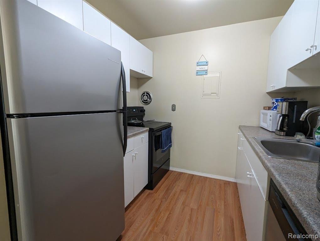 1315 South Maple Road, Unit 305 Ann Arbor, MI 48103 - Photo 4 of 14