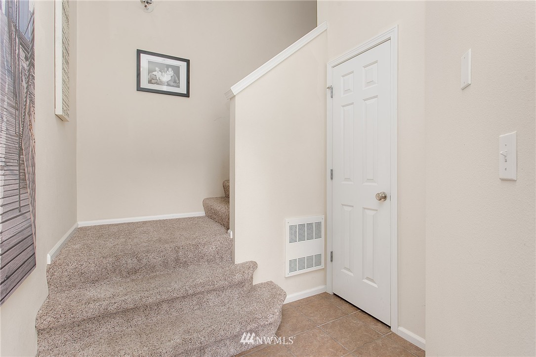 200 South 48th Street, Unit A Renton, WA 98055 - Photo 2 of 23 Gallery Image 2