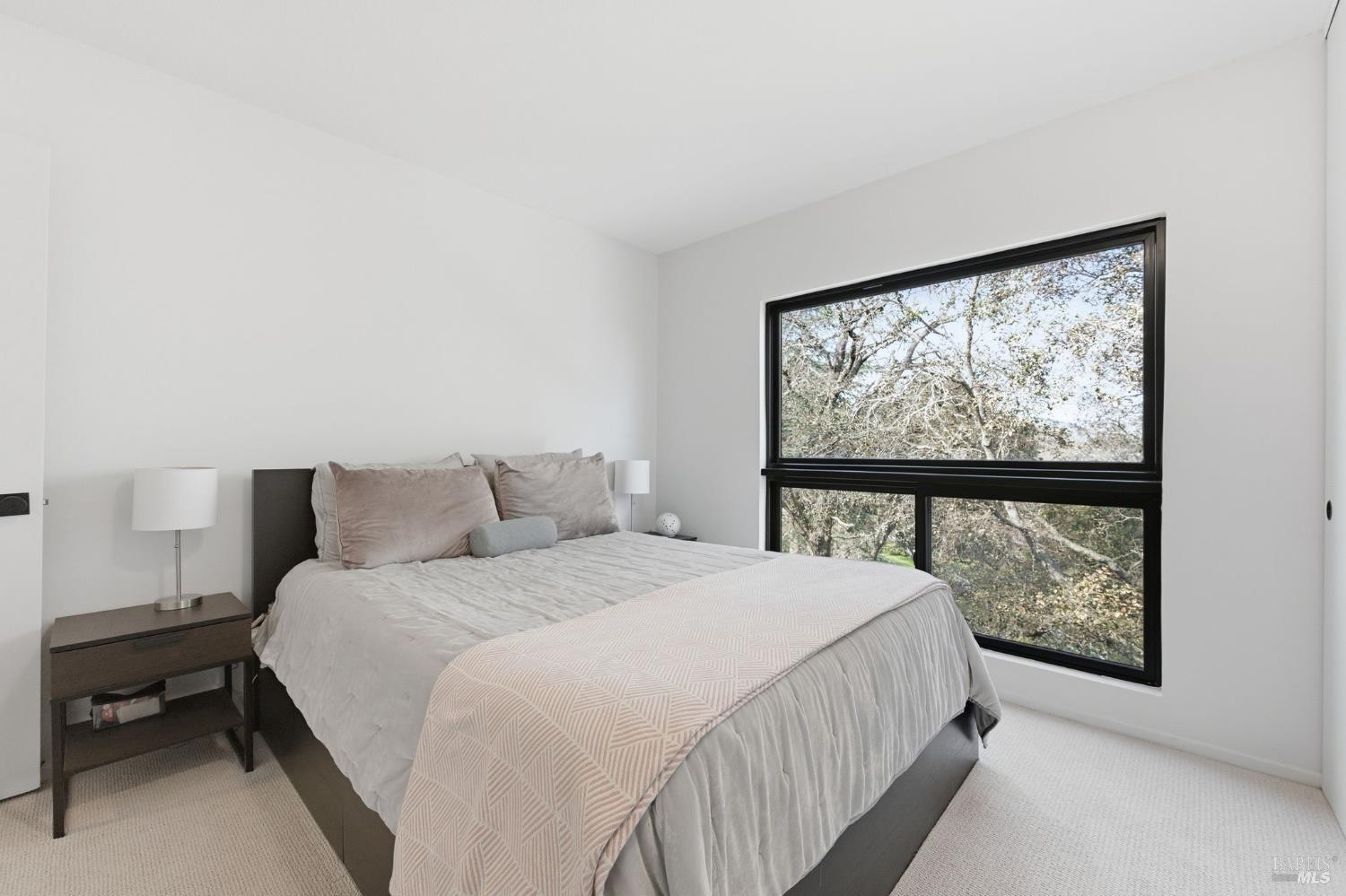 194 Maestro Road Novato, CA 94947 - Photo 15 of 44
