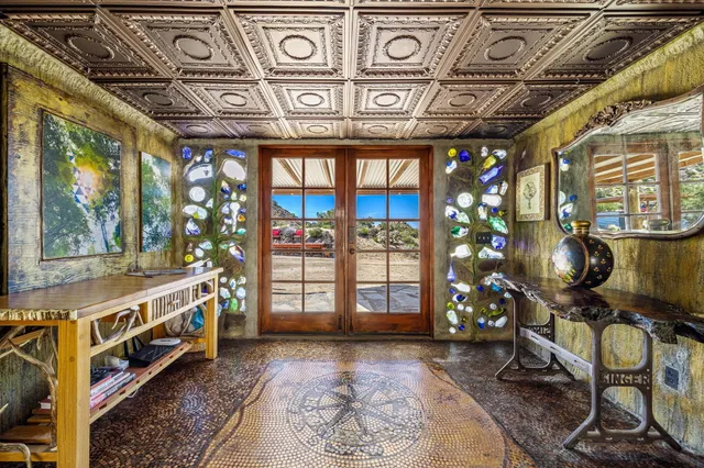 a view of an empty room with window