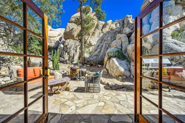 a view of a pathway of a house
