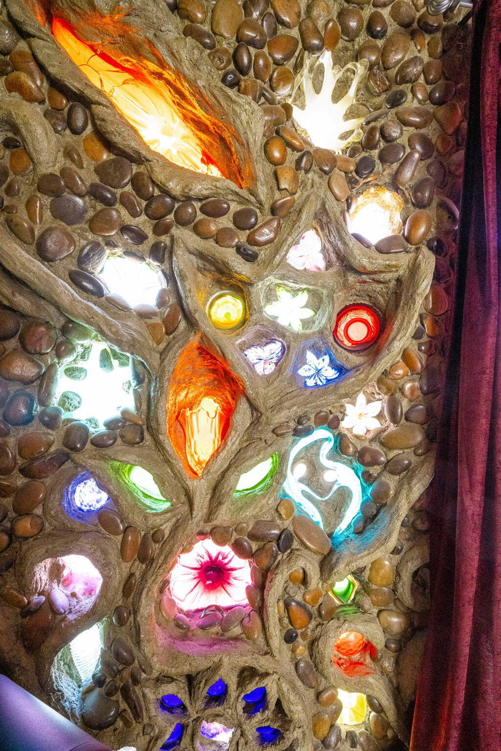 5845 Cholla Avenue Yucca Valley, CA 92284 - Photo 31 of 75 a view of a tree with yard