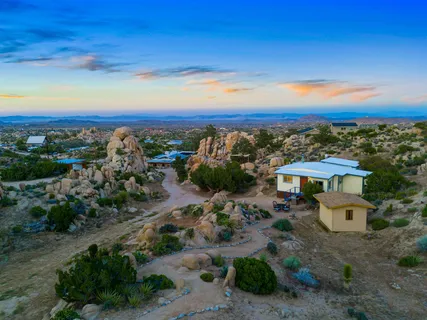 $1,350,000 | 5845 Cholla Avenue, Yucca Valley, CA 92284