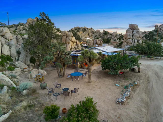 $1,350,000 | 5845 Cholla Avenue, Yucca Valley, CA 92284