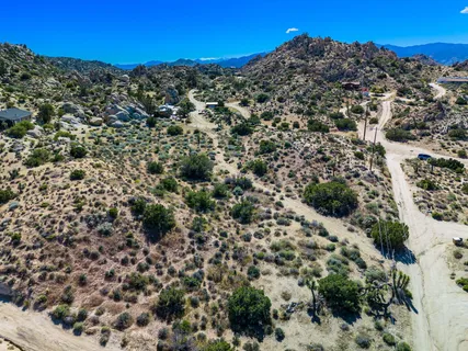 $1,350,000 | 5845 Cholla Avenue, Yucca Valley, CA 92284