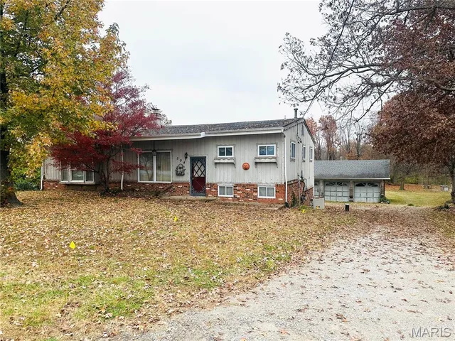 $349,900 | 594 Blanche Drive, St. Charles, MO 63303