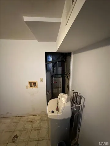 $324,900 | 594 Blanche Drive, St. Charles, MO 63303