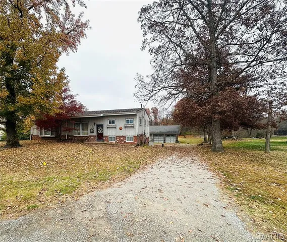 $324,900 | 594 Blanche Drive, St. Charles, MO 63303