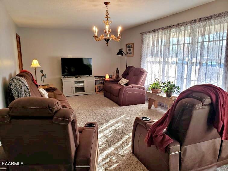 192 Crestwood Circle Decatur, TN 37322 - Photo 4 of 48 259528945_297412375547927_24828142833817