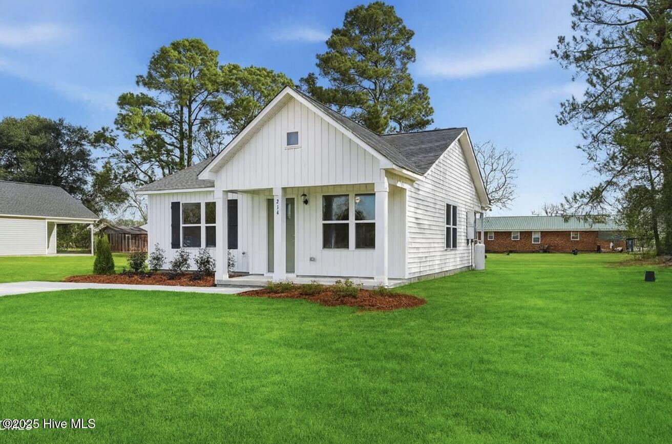 214 Rae Street Warsaw, NC 28398 - Photo 3 of 28 IMG_5775