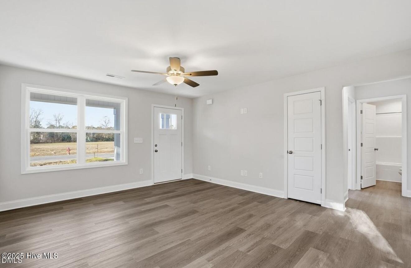 214 Rae Street Warsaw, NC 28398 - Photo 7 of 28 IMG_5779