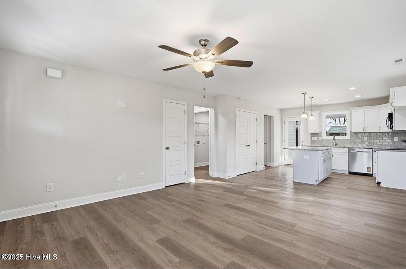 214 Rae Street Warsaw, NC 28398 - Photo 8 of 28 IMG_5780