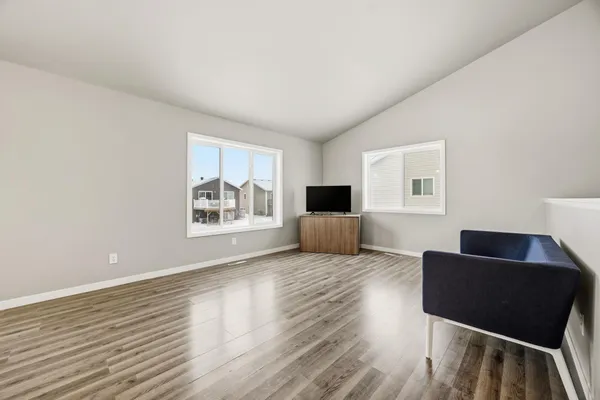 $299,900 | 939 Eaglewood Avenue, West Fargo, ND 58078