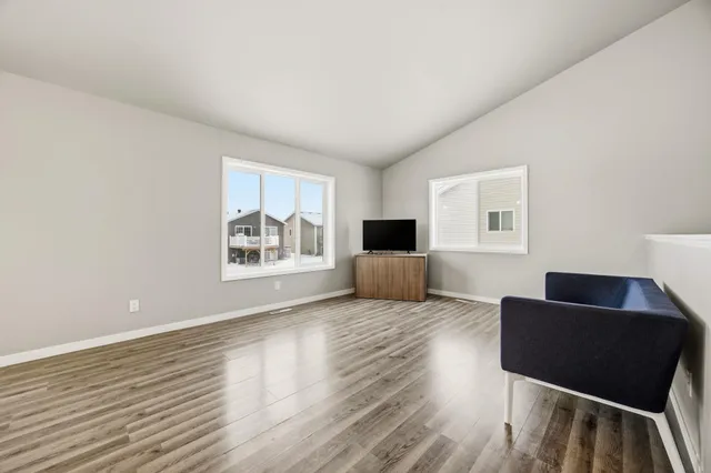 $299,900 | 939 Eaglewood Avenue, West Fargo, ND 58078