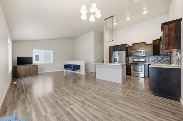 $299,900 | 939 Eaglewood Avenue, West Fargo, ND 58078