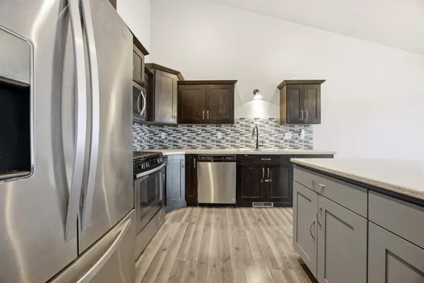 $299,900 | 939 Eaglewood Avenue, West Fargo, ND 58078