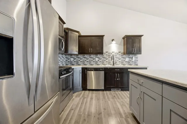 $299,900 | 939 Eaglewood Avenue, West Fargo, ND 58078