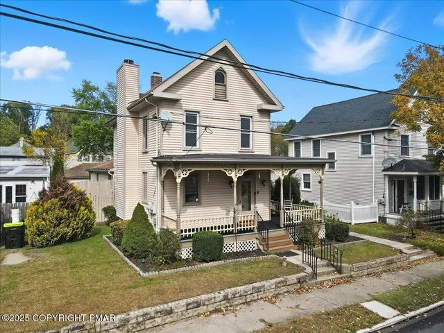 $499,000 | 818 Thomas Street, Stroudsburg, PA 18360
