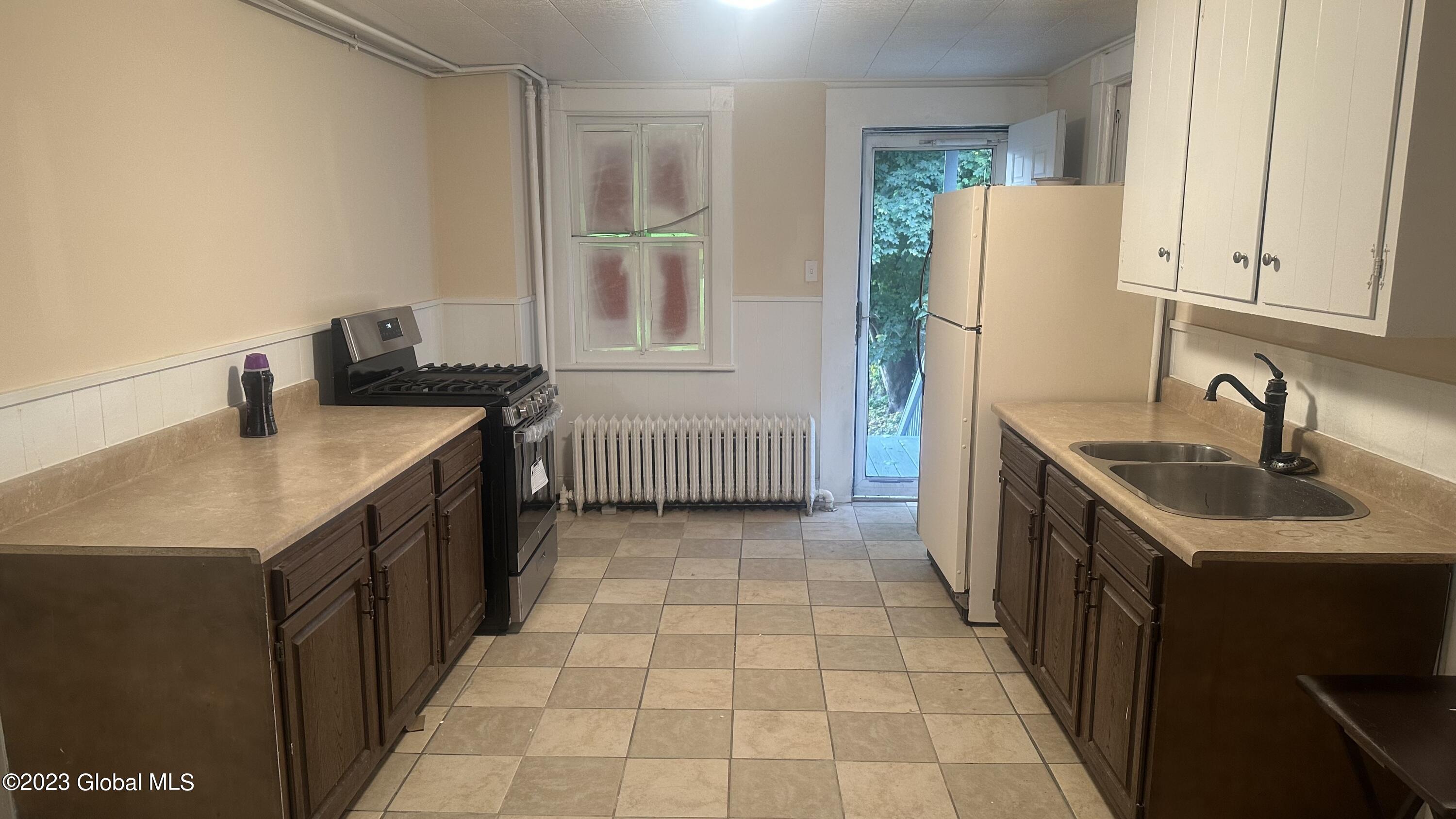 344 Second Avenue Albany, NY 12209 - Photo 15 of 39 IMG_3080