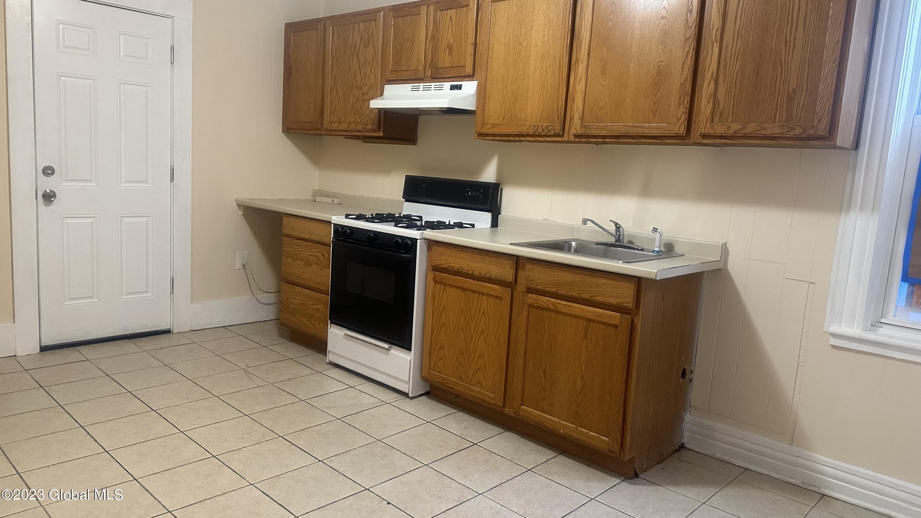 344 Second Avenue Albany, NY 12209 - Photo 28 of 39 IMG_3118