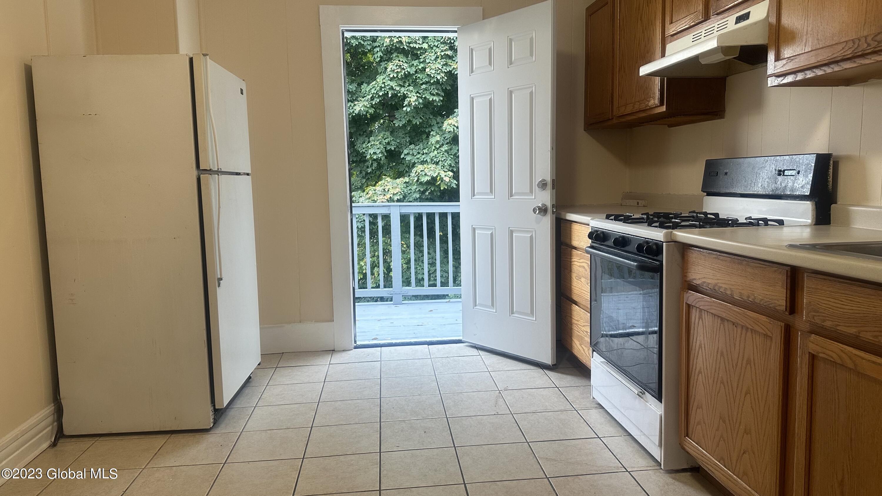 344 Second Avenue Albany, NY 12209 - Photo 31 of 39 IMG_3123