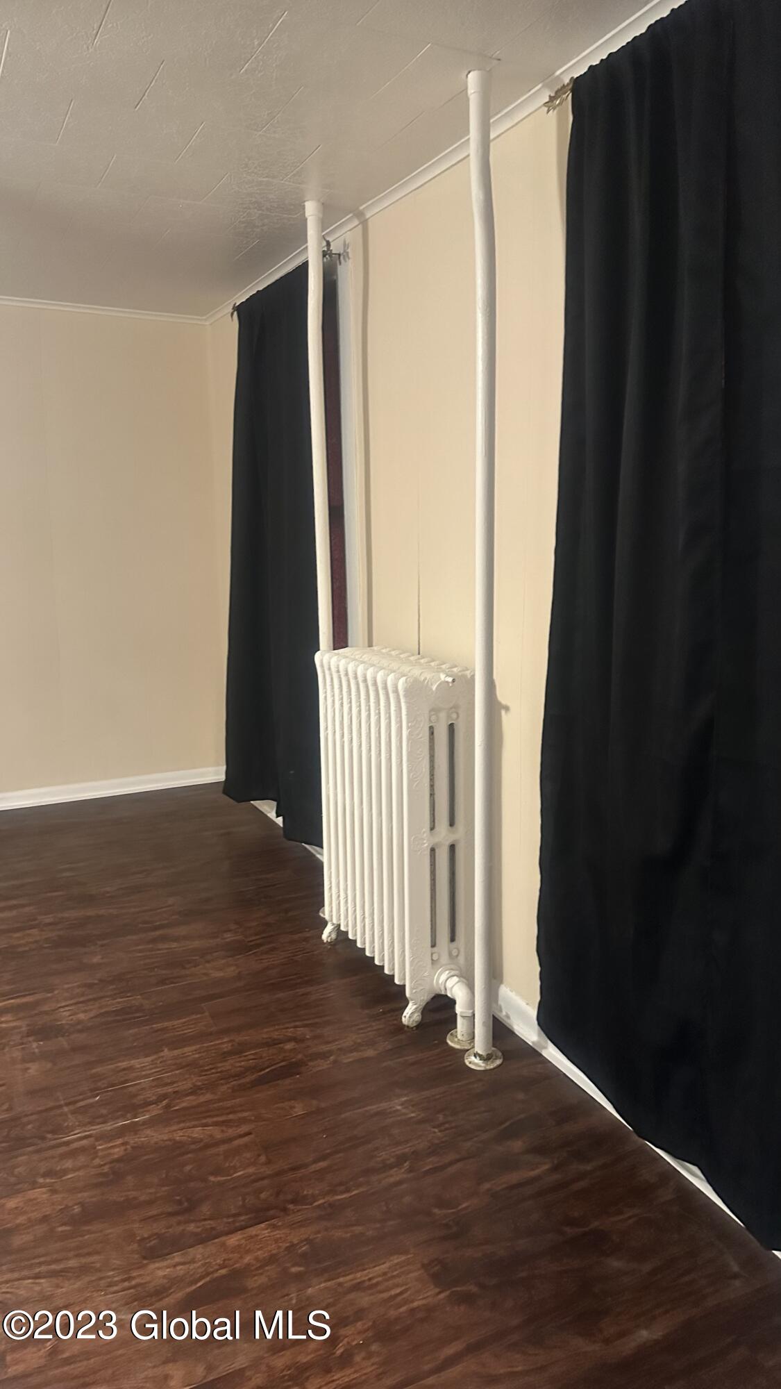 344 Second Avenue Albany, NY 12209 - Photo 7 of 39 IMG_3067