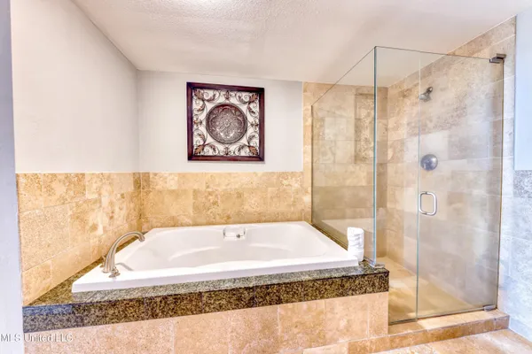 $330,000 | 2060 Beach Boulevard, Unit 502, Biloxi, MS 39531