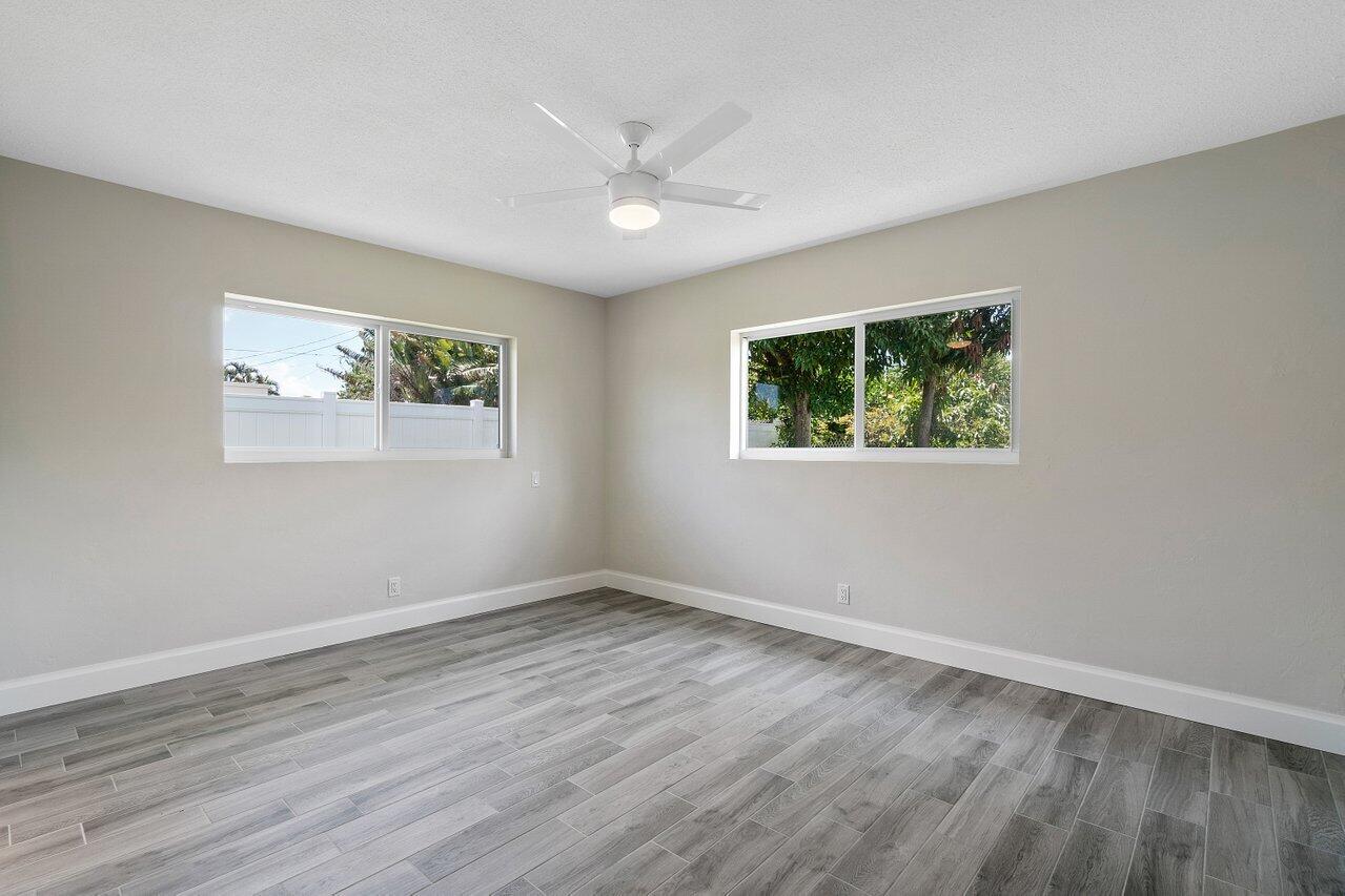 928 Southwest 4th Street Boca Raton, FL 33486 - Photo 12 of 37 Master Bedroom