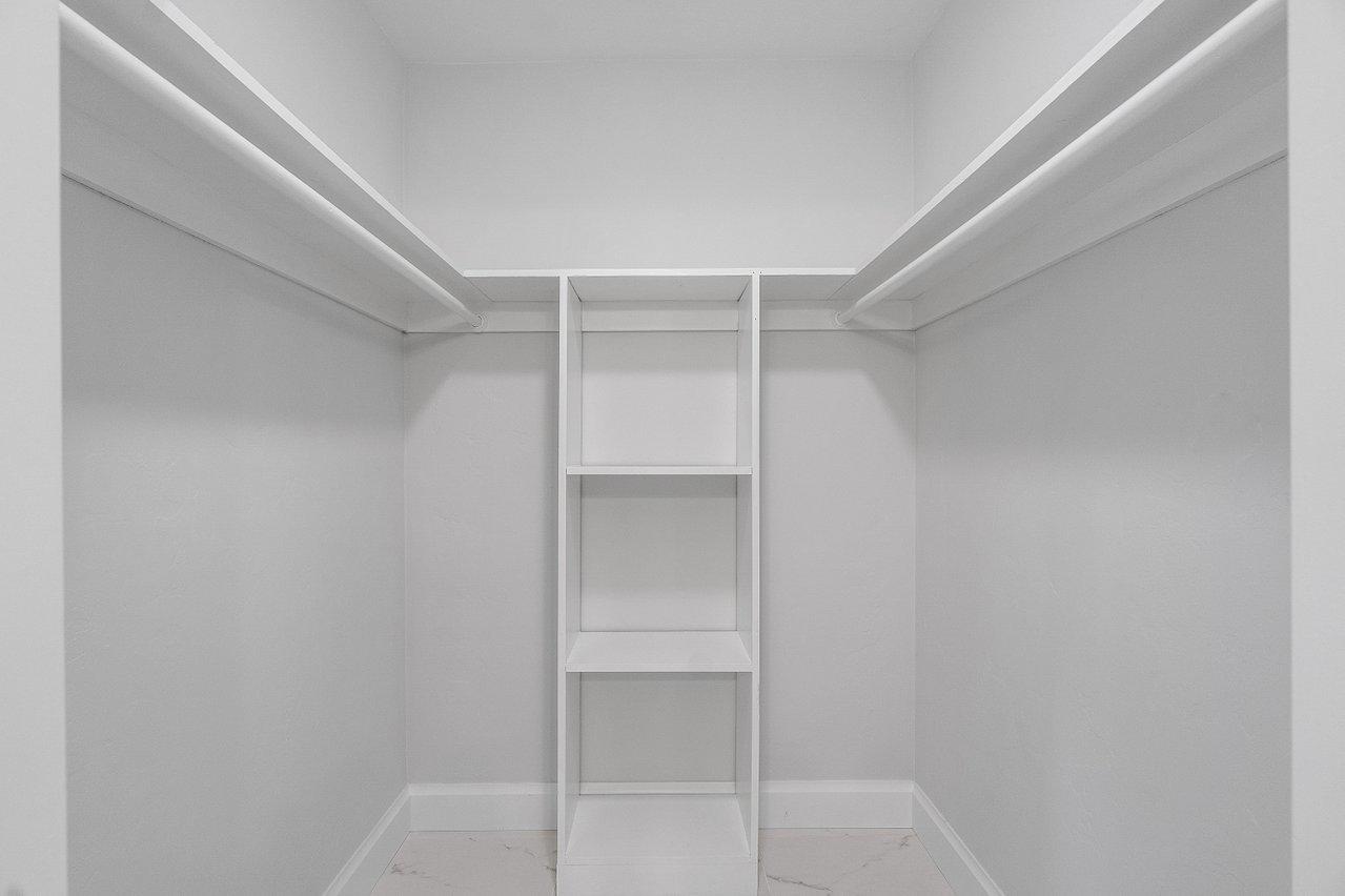 928 Southwest 4th Street Boca Raton, FL 33486 - Photo 16 of 37 Master closet