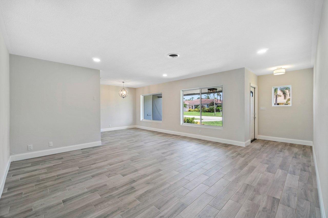 928 Southwest 4th Street Boca Raton, FL 33486 - Photo 4 of 37 006-928Southwest4thStreet-BocaRaton-FL-3