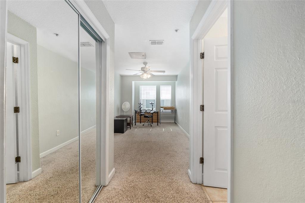 835 Southwest 9th Street, Unit 209 Gainesville, FL 32601 - Photo 20 of 31