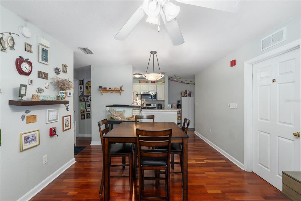 835 Southwest 9th Street, Unit 209 Gainesville, FL 32601 - Photo 10 of 31