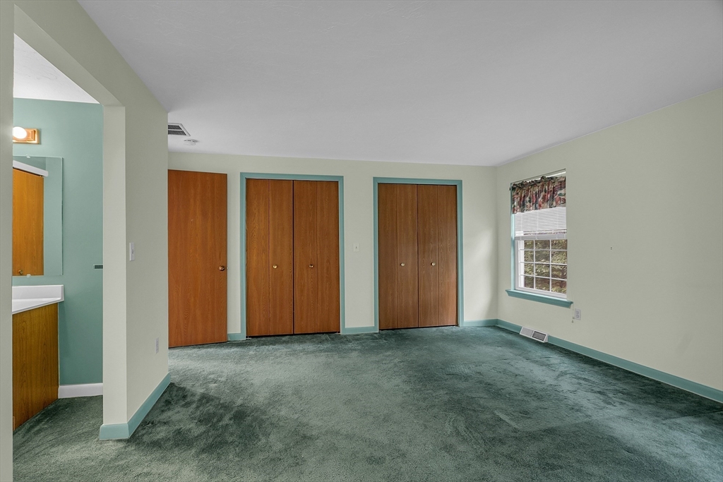 210 Ridgefield Circle, Unit B Clinton, MA 01510 - Photo 30 of 42 Gallery Image 30