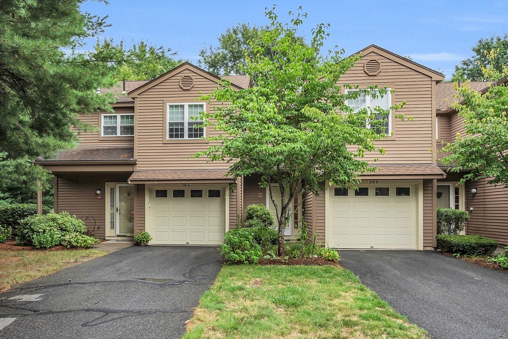 210 Ridgefield Circle, Unit B Clinton, MA 01510 - Photo 4 of 42 Gallery Image 4