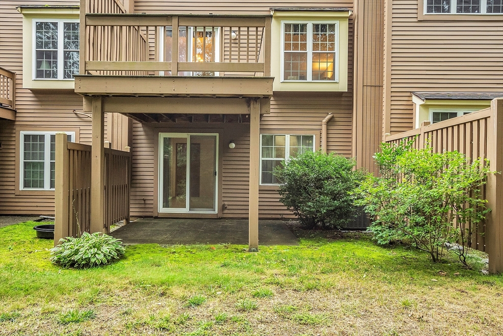 210 Ridgefield Circle, Unit B Clinton, MA 01510 - Photo 6 of 42 Gallery Image 6