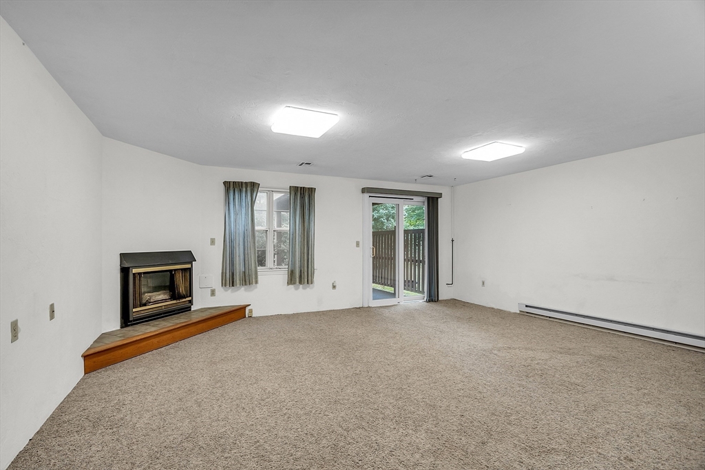 210 Ridgefield Circle, Unit B Clinton, MA 01510 - Photo 8 of 42 Gallery Image 8